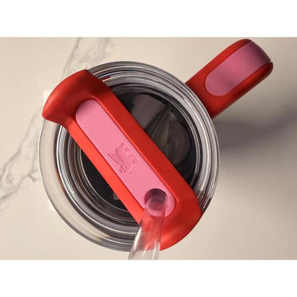 Stanley FlowState Quencher H2.0 Tumbler 20oz Red Hearts NWT - Picture 4 of 4